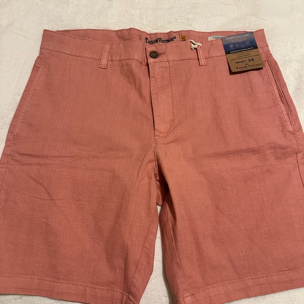 Izod Men's Coral Shorts